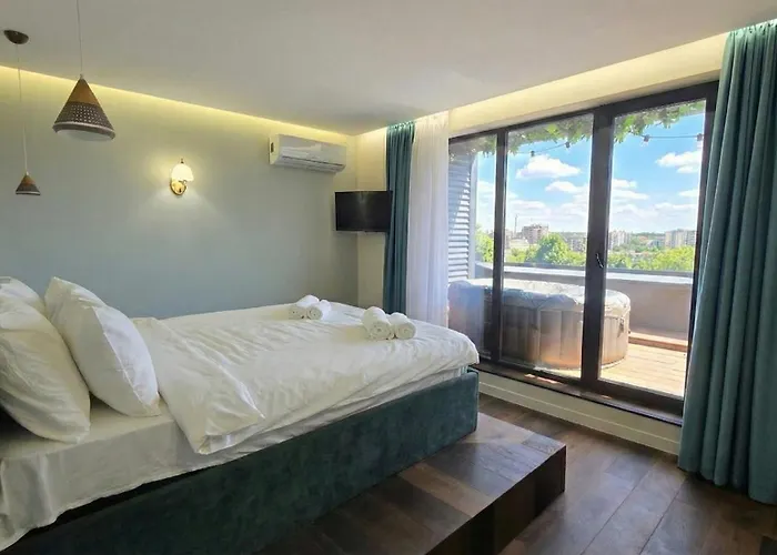 Apartman By The River